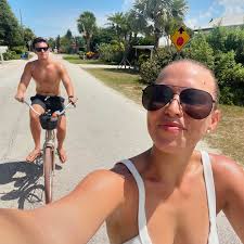 Haley (@haleybaxter) • Instagram photos and videos