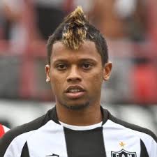 Atlético-MG apresenta oferta por André ao Dínamo de Kiev e aguarda resposta 