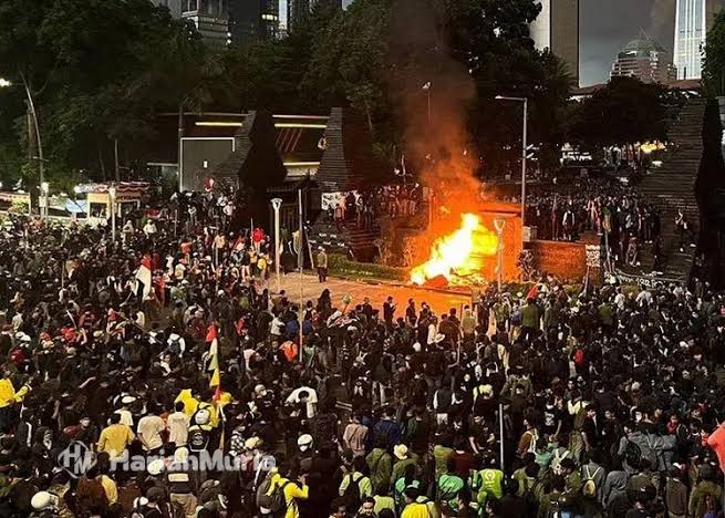 Masyarakat Diminta Tenang, Aparat Selidiki Kekerasan Pascademonstrasi