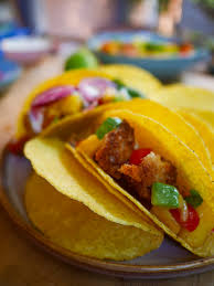 The tilapia was baked, and cut into. Fisch Tacos Mit Mangosalsa Mahtava