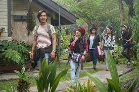 Watch dorm melati 2017 online :adam and his four other friends embark on a summer camp to a place known as `dorm melati`. Movie Review Dorm Melati Deqnoor Com