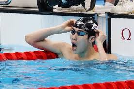 믿기 힘든 강철 체력도 자랑했습니다. Qxqlodngeltq M