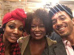 Hi shawn carter, where are you're from? Yvette Cason On Twitter Beautiful And Talented Couple Shawn Carter Peterson And Sy Smith Getting Some Barbecue Last Night Geffenplayhouse