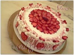 Torta Cuori Di Fragola Con Frutta E Panna Torte Fragole Ricette