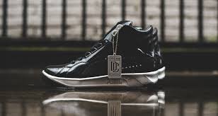 Meek's had a tough going of it lately between the drake victory laps and even being called out. Meek Mill X Puma Challenge Patent Available Now Nice Kicks