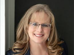 Michelle Burrows's Instagram, Twitter & Facebook