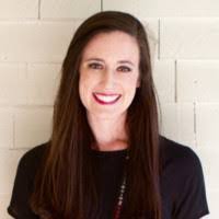 Margo Lang's Instagram, Twitter & Facebook