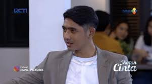 Drama curi curi cinta yang pernah ditayangkan menerusi megadrama astro ini dulu mampu menarik minat ramai peminat drama melayu kerana jalan cerita itu sendiri. Sinopsis Curi Curi Cinta Sinopsis Curi Curi Cinta Di Astro Ria Nikkhazami Com Sinopsis Drama Curi Curi Cinta Bersiaran Mulai 29 April