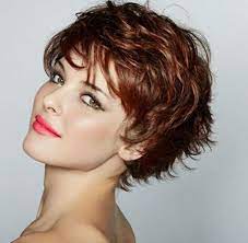 De plus, il existe toute une variété de modèles de coupes de cheveux dégradé. Epingle Sur Coiffure Ruth