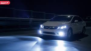 Sekarang seluruh mobil telah menggunakan lampu led sebagai standar utama. Perbedaan Lampu Mobil Hid Led Dan Halogen Garasi Id