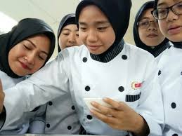 Permohonan program latihan separuh masa giatmara boleh dibuat dengan mengisi borang manual. Giatmara Hulu Langat Sedia Peluang Latihan Kemahiran Rasa Nak Masak