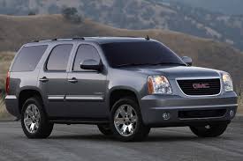 The new yukon and yukon denali will be available early in the first quarter of 2006. 2007 Gmc Yukon Pictures 85 Photos Edmunds