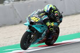 He currently rides for the movistar yamaha team. Valentino Rossi Niederschmetterndes Fazit Nach Training