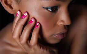 A nail art step-by-step video