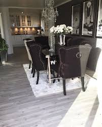 Monicas Home Innom For A Onske Dereen Fin Kveld Stoping By To Wish You A Lovely Ev Master Bedrooms Decor White Dining Room Dining Table Black