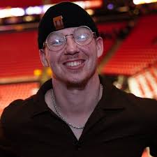 Top 20 Motivational Speakers for Hire in McLean, VA