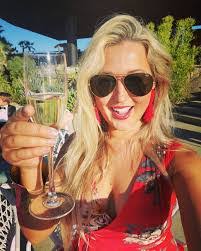 Caitlin Shook's Instagram, Twitter & Facebook