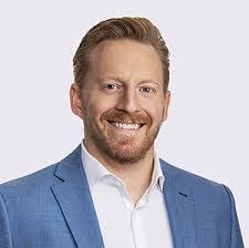 Michael Kibbe's Instagram, Twitter & Facebook