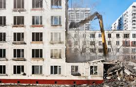 Hohe kosten für abriss eines alten hauses. Metall Schrotthandel Schrottplatz Rochlitz Containerdienst Ankauf Von Autos Buntmetalle Altkleidern Textilien In Sachsen Rochlitz Geithain Mittweida Wechselburg Penig Lunzenau Abrissunternehmen Mit Zertifizierter Entsorgung