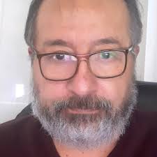 Incorporate Leadership Feedback into Contract Negotiations