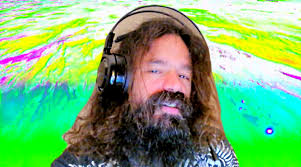 Got married barefoot today 😍😘