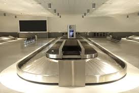 The airport services 31 airlines flying to 50 domestic and 29 international. Inside Brisbane