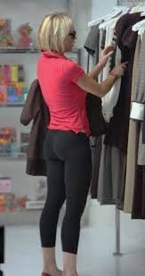 Both casual and designer yoga pants are available at phenomenal prices. Pin On Leggings