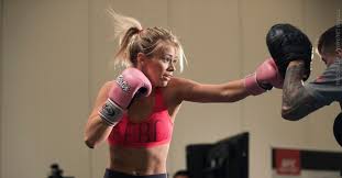 Jun 30, 2021 · the american top team star lost her bkfc debut in february, suffering a unanimous decision defeat to britain hart at bkfc knucklemania. After Bkfc Loss Paige Vanzant Declares I Don T Quit When Sh T Get Tough I M In This For Long Haul Mma Fighting