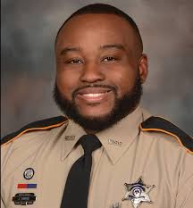 Sending prayers for a full recovery.❤️‍🩹 🙏🏽🇺🇸 #BREAKING: A photo has  been released of Deputy Jalan Parker, the Rankin County Mississippi  Sheriff's deputy, injured during a collision that happened while he was