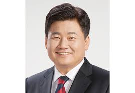 '종부세 입 닥치라'던 소병훈 투기세력에 한 말이었다, 국힘 어디까지 막장으로 가는지 결말 궁금 종부세 관련 '입을 닥치라'는 표현을 사용한 소병훈 더불어민주당 의원이 투기세력에게 한 말이라면서. ì†Œë³'í›ˆ ì˜ì› ë¶€ë™ì‚° íˆ¬ê¸° ìˆ˜ë‹¨ì´ ì•„ë‹Œ ì£¼ê±° ê¸°ëŠ¥ ì¶©ì‹¤í•´ì•¼ ì¼ê°„ê²½ê¸°