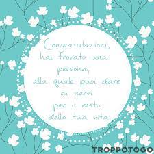 Grazie a queste belle frasi di auguri di matrimonio troverai le parole giuste per augurare buona fortuna alla nuova coppia di sposi, siano essi amici, parenti o anche il fratello o la sorella. Frasi Auguri Matrimonio Fratello
