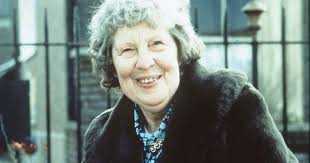 Anna Wing: Actress who made her name at 70 as the prickly EastEnders  matriarch Lou Beale