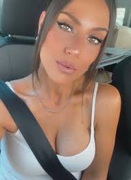 𝗝𝗲𝘀𝘀𝗶𝗰𝗮 𝗖𝗼𝗯𝗼𝘀 (@jessy__ce) • Threads, Say more