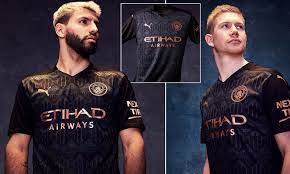 Mens manchester city away 18/19 nike vaporknit men's away jersey xl #23 mcmanus. Sergio Aguero And Kevin De Bruyne Show Off Manchester City S New Away Kit For The 2020 21 Season Daily Mail Online