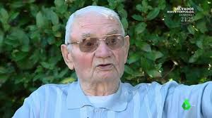 El trágico paso de Luis García Berlanga por la División Azul: "Hablaba del  frío. La caca se les congelaba y les pinchaba"