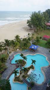 Batu buruk beach or pantai batu burok is one of the popular stretch of beach in kuala terengganu where locals go to during the weekends and in the evening. Ed Junaidi On Twitter Primula Beach Hotel Resort One Of The Oldest Hotel Right In The Middle Of Kuala Terengganu Is Strategically Located Right On The Pantai Batu Buruk Although It