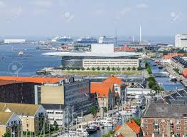 Dinamarca, monarquía constitucional situada al norte de europa que constituye el más meridional de los la capital, copenhague, que se extiende en su mayor parte en la isla de sjaelland, tiene una. Vista Aerea De Copenhague La Capital De Dinamarca Fotos Retratos Imagenes Y Fotografia De Archivo Libres De Derecho Image 60906417