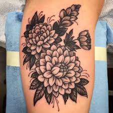 Pin By Kamilla Santos On Tattoos And Piercings Chrysanthemum Tattoo Tattoos Birth Flower Tattoos