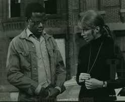 Joanna shimkus poitier (born october 30,1943) is a canadian retired actress. 1969 Press Photo Sidney Poitier Joanna Shimkus In A Scene From The Lost Man Ebay