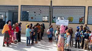 We did not find results for: Human Help Community Schuler Warten Vor Der Schule Hhc Human Help Community