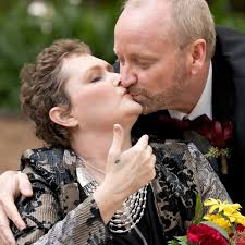 Dot Crosby's Instagram, Twitter & Facebook