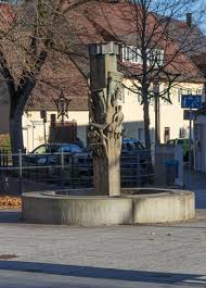 Kontaktieren sie hier die mitarbeiter der niederlassung. Datei 2018 Feucht Brunnen Am Sparkassenplatz 01 Jpg Wikipedia