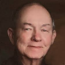 Andrew Moses's Instagram, Twitter & Facebook