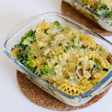 Gratin De Pates Au Brocoli Et Pesto Les Recettes De Julie Gri Recette En 2020 Pates Brocolis Recette De Julie Gratin De Pates