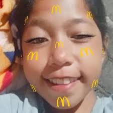 3. Sino si Major Frank S. Burns?​