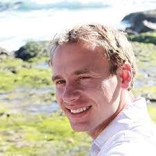 Dean Kaplan's Instagram, Twitter & Facebook