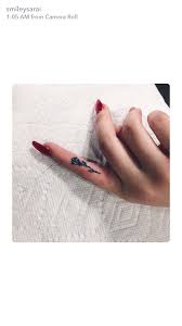 Fingers are a remarkable place for a quality tattoo because of their high visibility. Rose Finger Tattoo Flower Finger Tattoos Small Finger Tattoos Finger Tattoo For Women