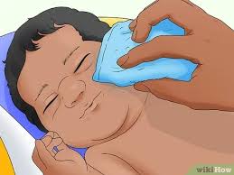 Some babies love being in the water and giving your baby a warm bath can if your baby is newborn, a bath two or three times a week is enough to keep them clean (nhs 2017a). 5 Ways To Bathe A Newborn Wikihow Mom