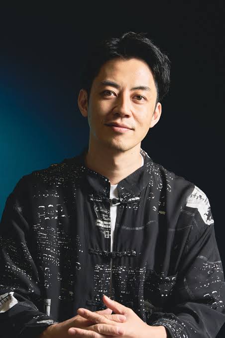芸人・童話作家、脚本家、映画製作総指揮、プロデューサー 西野亮廣 ／ 『映画 えんとつ町のプペル 〜約束の時計台〜』 – 学生新聞オンライン