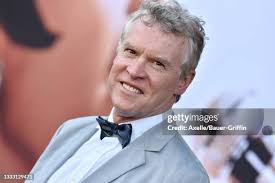2,285 Tate Donovan Photos & High Res Pictures
